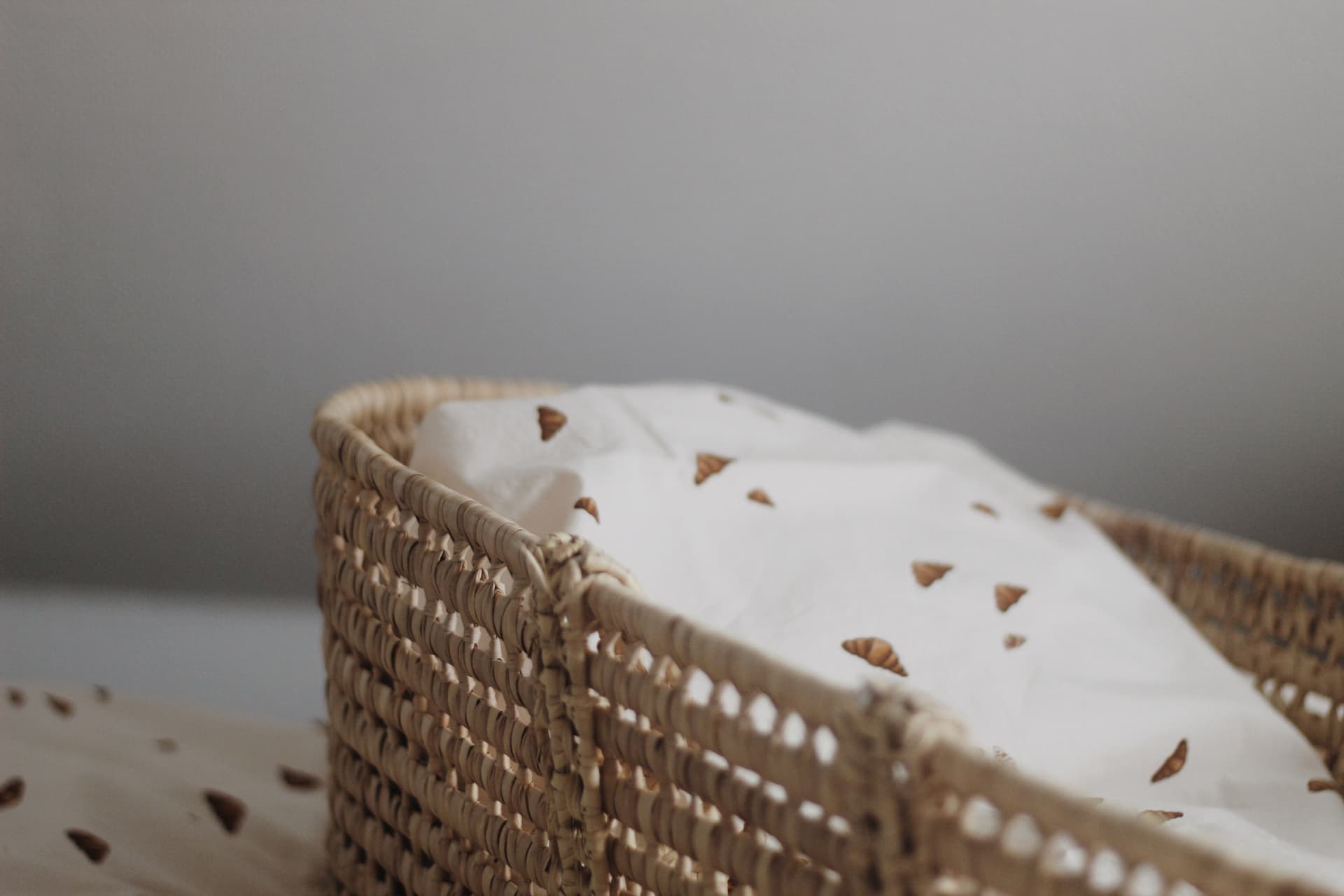 VACVAC studio / Baby Sengetøj / mini croissant — billede 1
